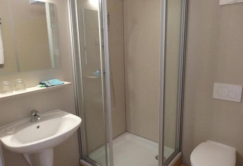 בית מלון כפרי Wirt Im Feld