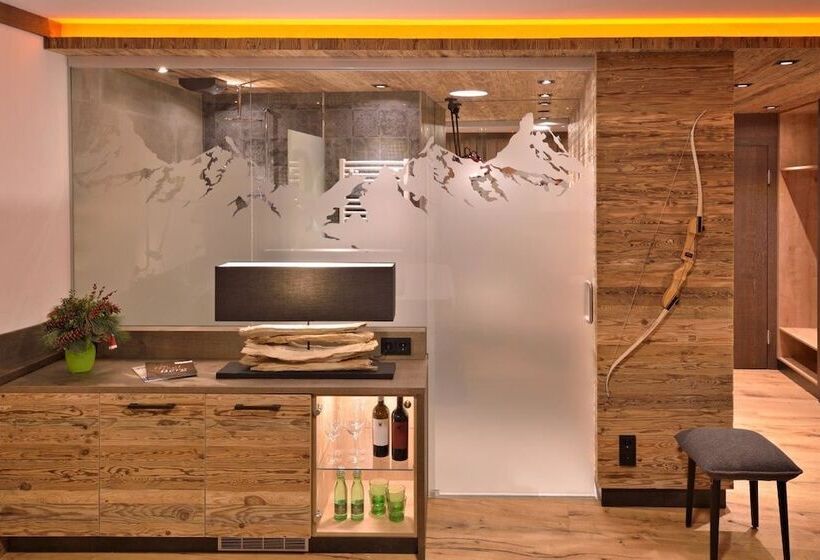 פנסיון Berghotel Pointenhof