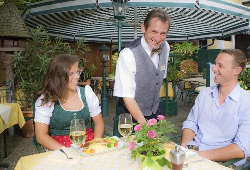 ペンション Gasthof Engelhof