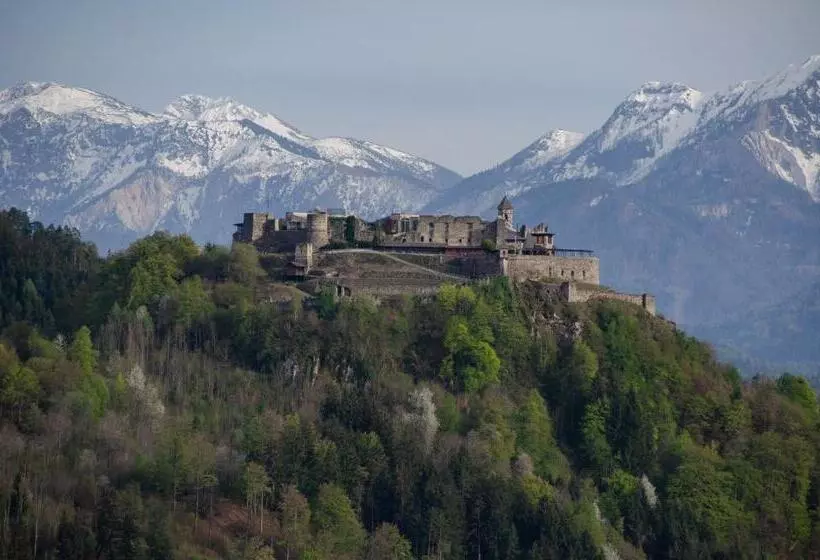 פנסיון Jugend  Und Familiengästehaus Villach