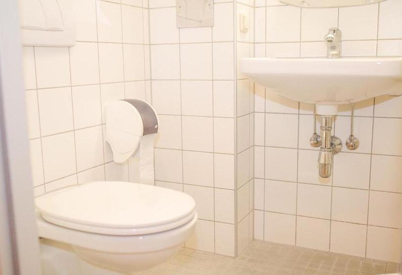 פנסיון Jugend  Und Familiengästehaus Villach