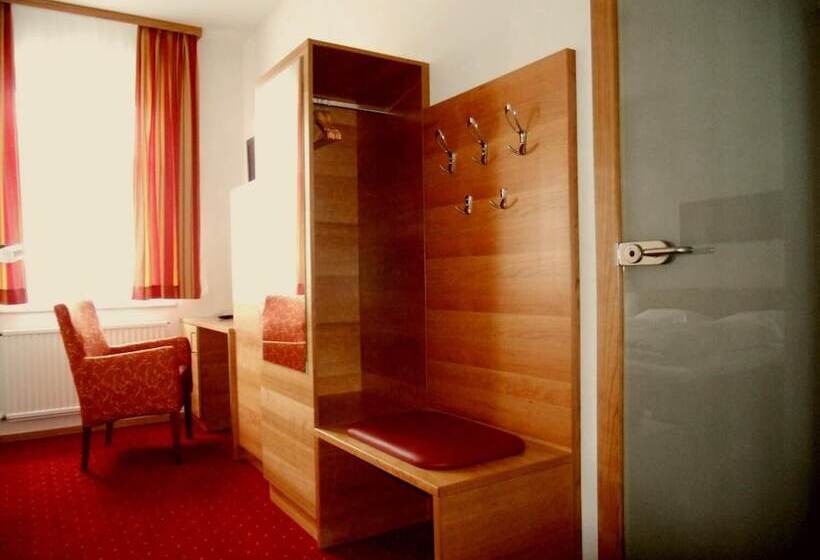 Schillerhof Hotel Garni