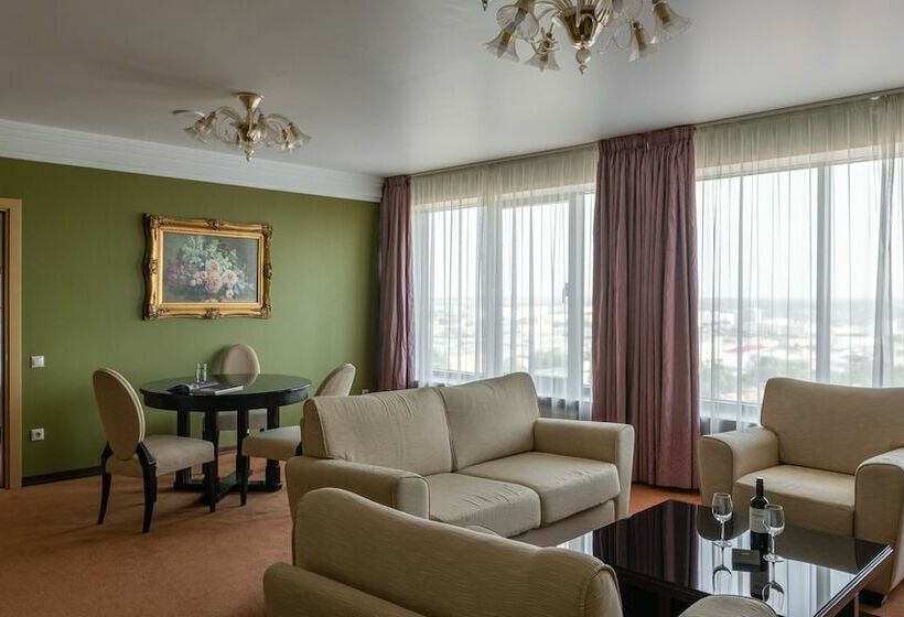 فندق Cosmos Izhevsk