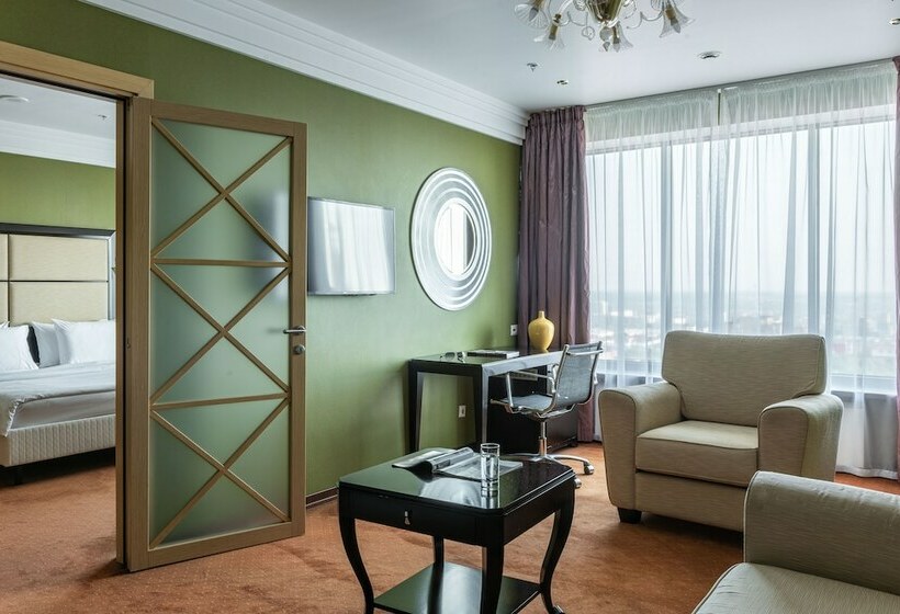 فندق Cosmos Izhevsk