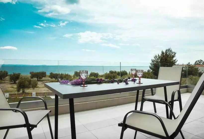 Le Grand Reve Apartments & Luxury Suites