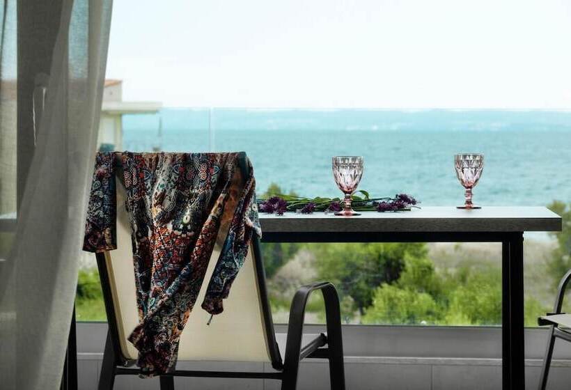 Le Grand Reve Apartments & Luxury Suites