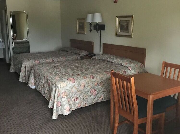 Мотель City Heart Inn & Suites