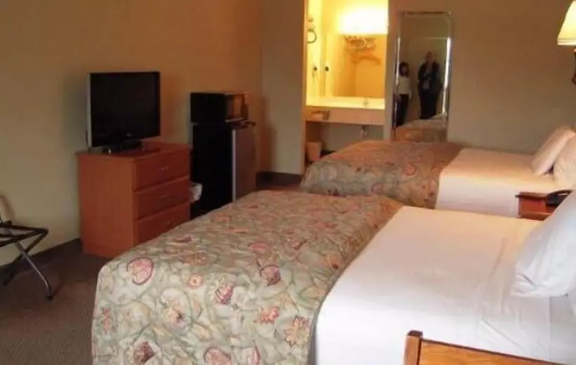 Motelli City Heart Inn & Suites