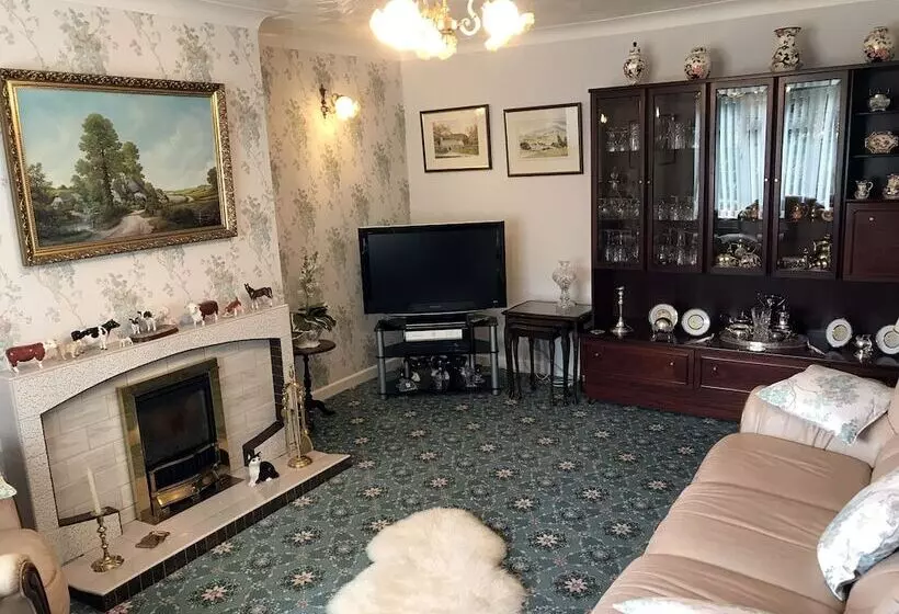 ベッドアンドブレックファースト Erwlon Farm