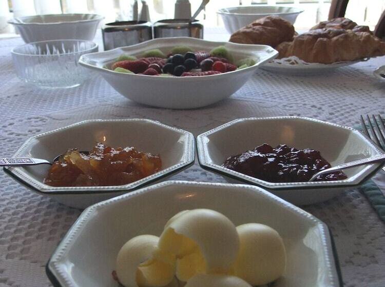 مبيت وإفطار Erwlon Farm