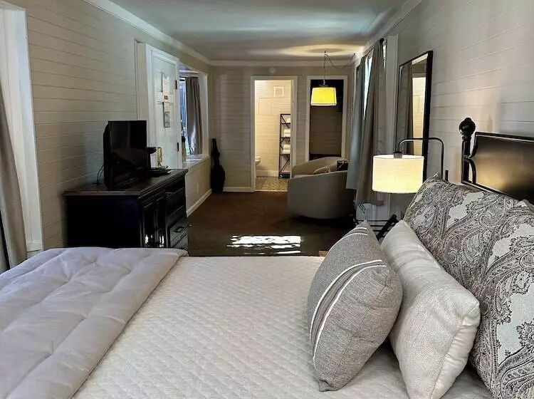 Hotelli Napa Valley Railway Inn