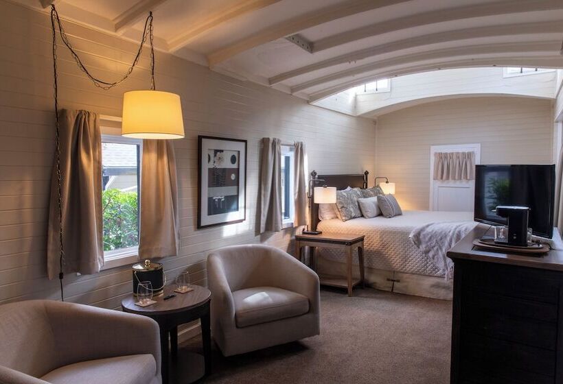 فندق Napa Valley Railway Inn