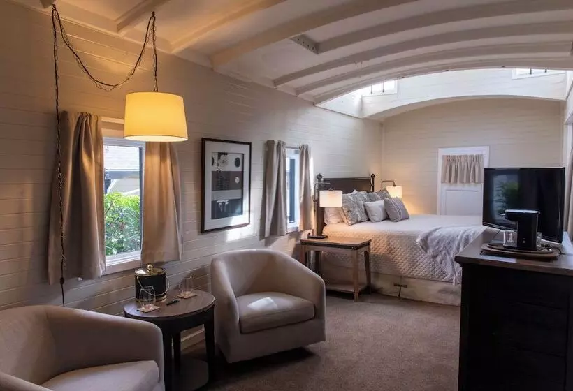 Hotelli Napa Valley Railway Inn