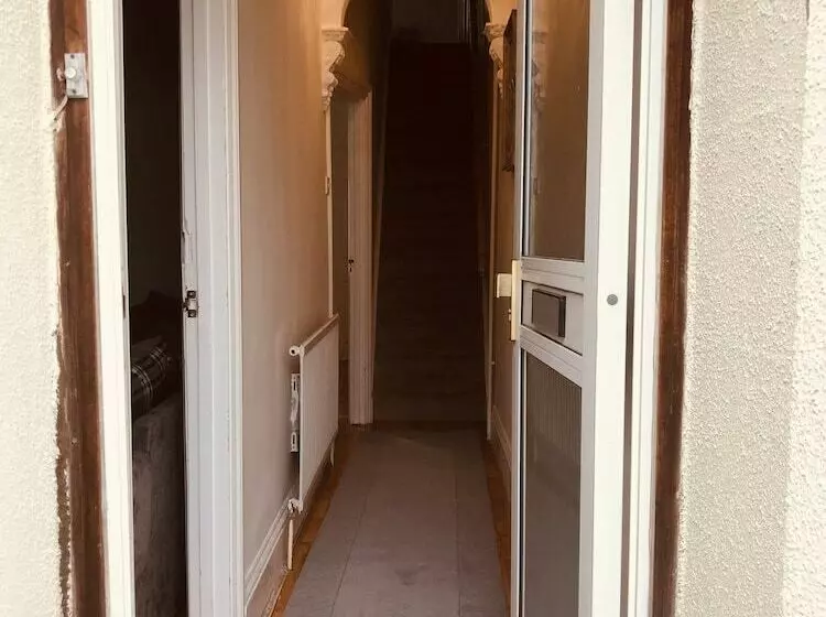 レジデンス Lovely 3bed House In Gillingham