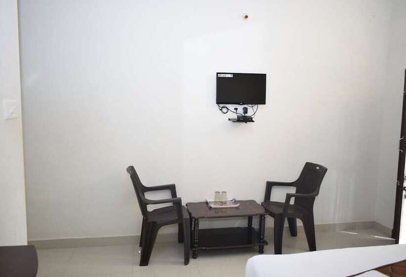 هتل Rani Residency