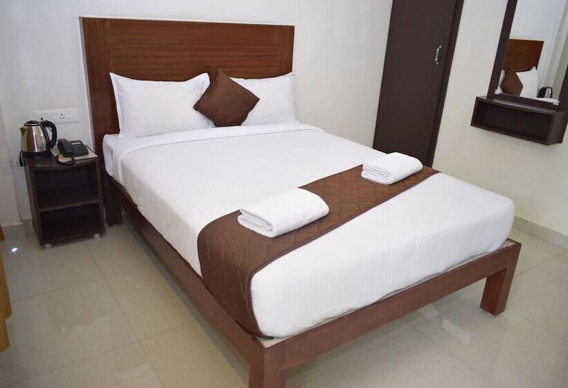 هتل Rani Residency