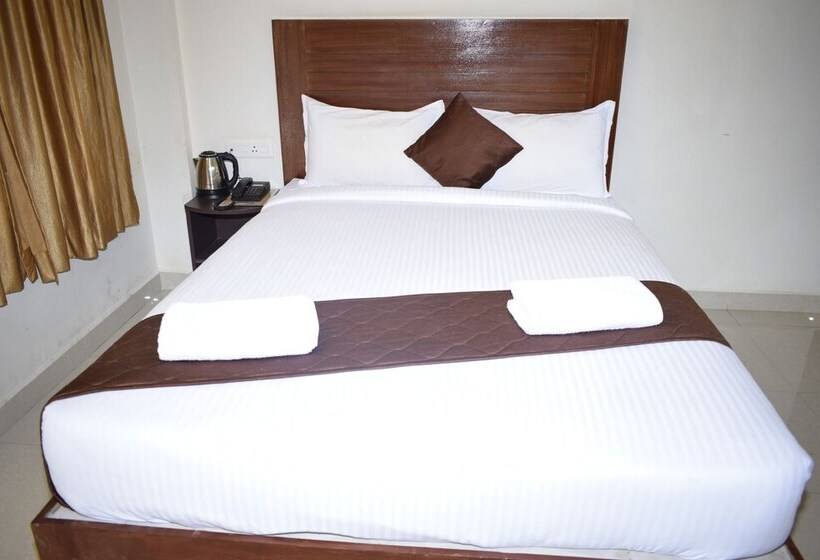 هتل Rani Residency