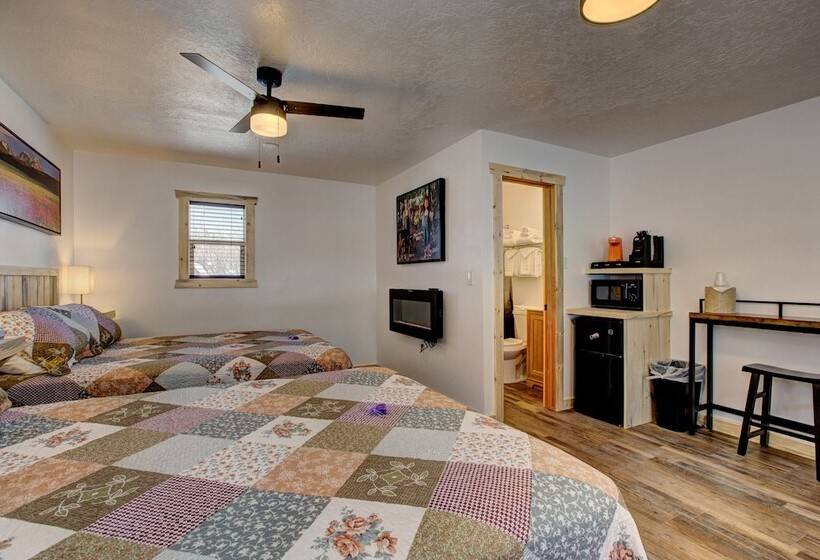 فندق Alpine Lodge