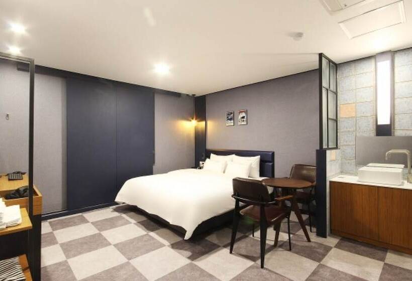 Motel Gimhae Samgye Martin