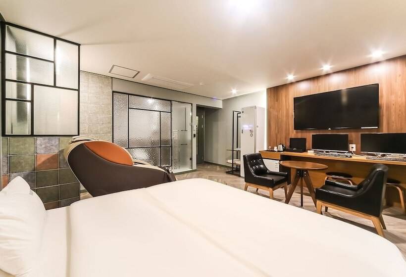 Motel Gimhae Samgye Martin