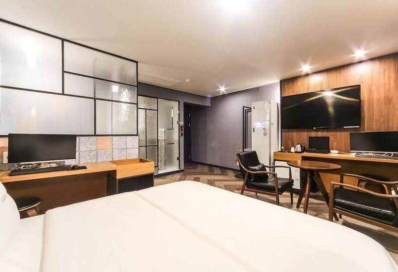 Motel Gimhae Samgye Martin