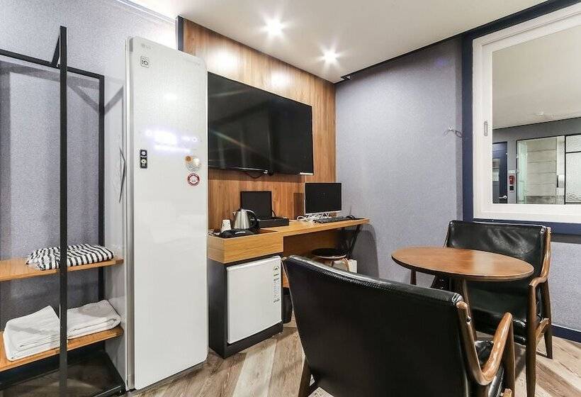 Motel Gimhae Samgye Martin