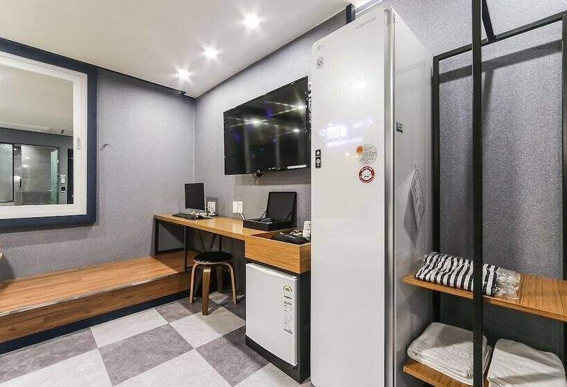 Motel Gimhae Samgye Martin