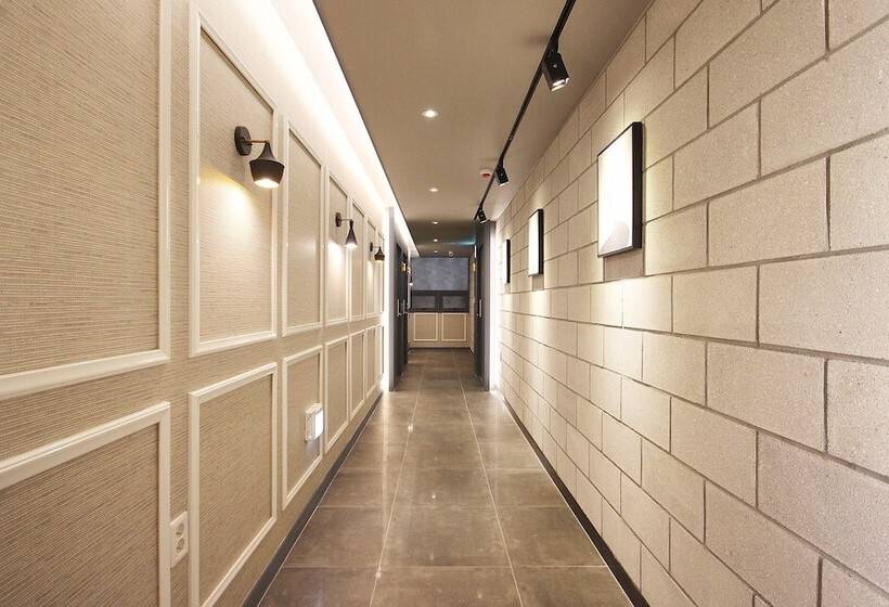 Motel Gimhae Samgye Martin