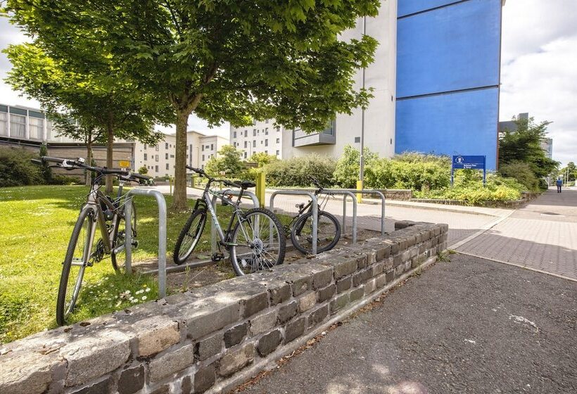 펜션 Belmont Apartments And Rooms