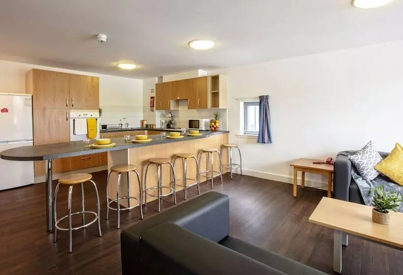 پانسیون Belmont Apartments And Rooms