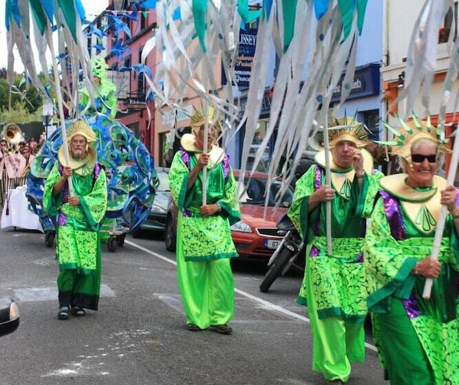 住宿加早餐  Abbey Court