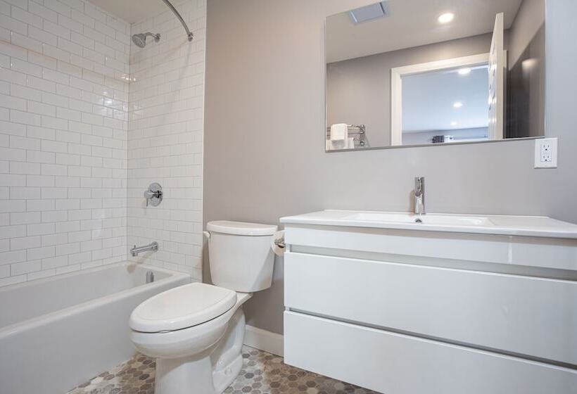 ホテル Picton Harbour Inn