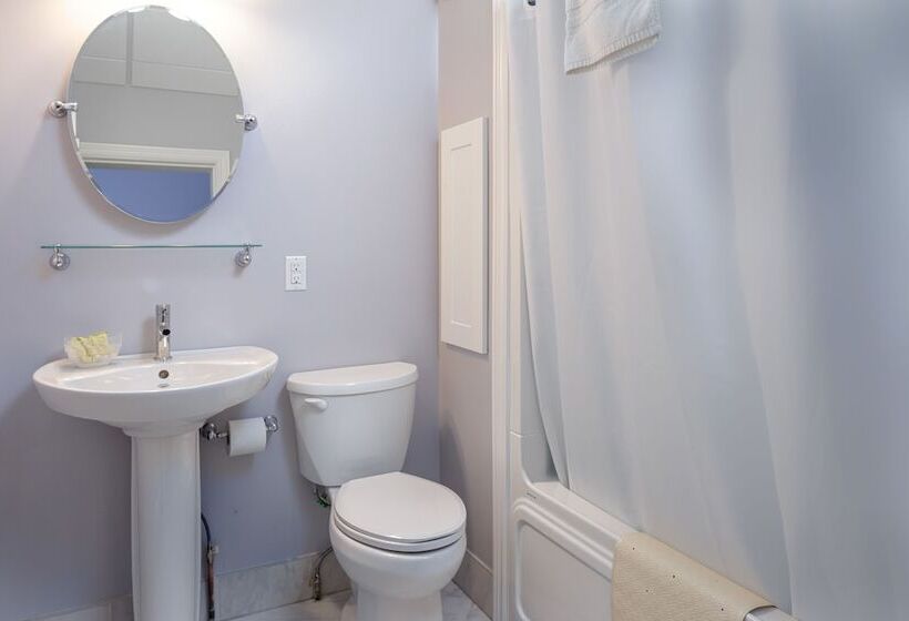 ホテル Picton Harbour Inn