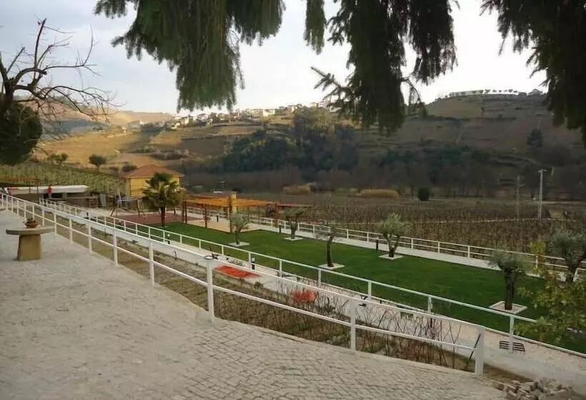 Maaseutuhotelli Solar Quinta Da Portela   Douro