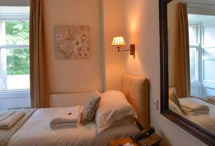 Hotelli Steeton Hall