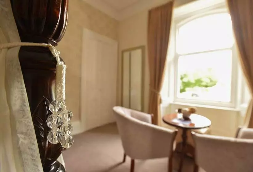 Hotelli Steeton Hall