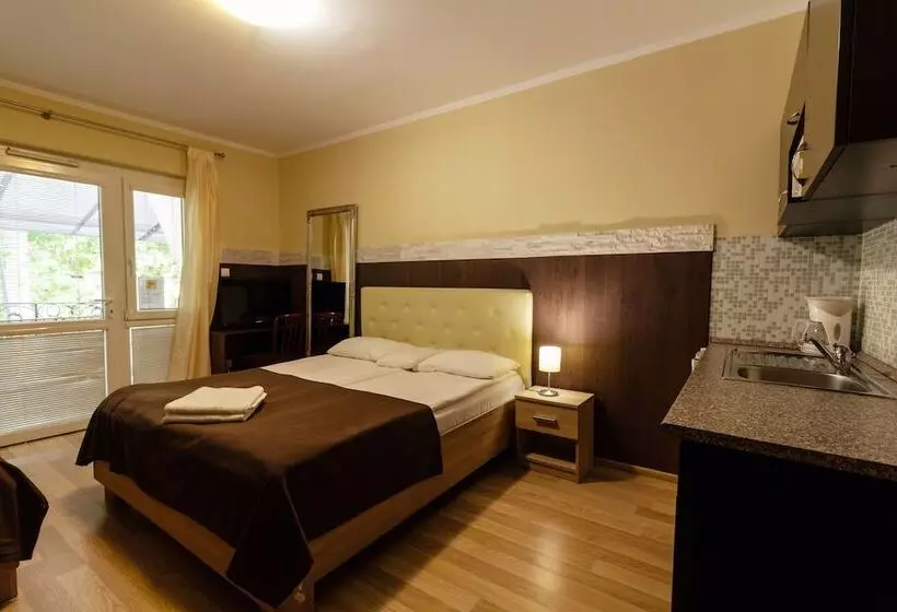 ペンション Bella Villa Siofok