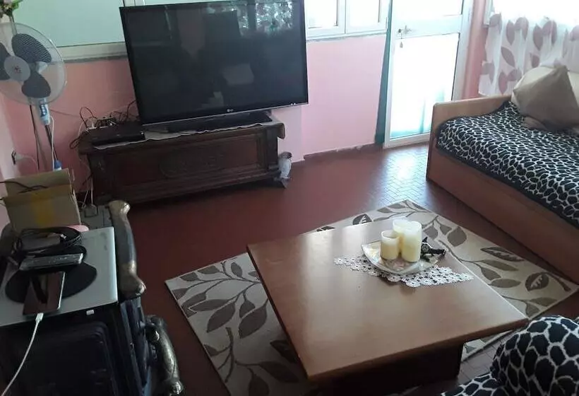 ペンション Room In Guest Room   Valle Degli Ulivi   Liguria, Italia