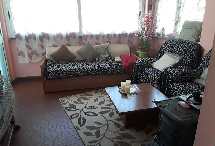 بنسيون Room In Guest Room Valle Degli Ulivi Liguria, Italia