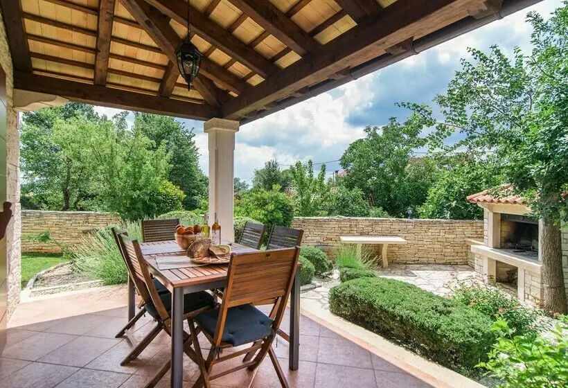 Villa For Up To 8 Persons, With Private Garden And Pool