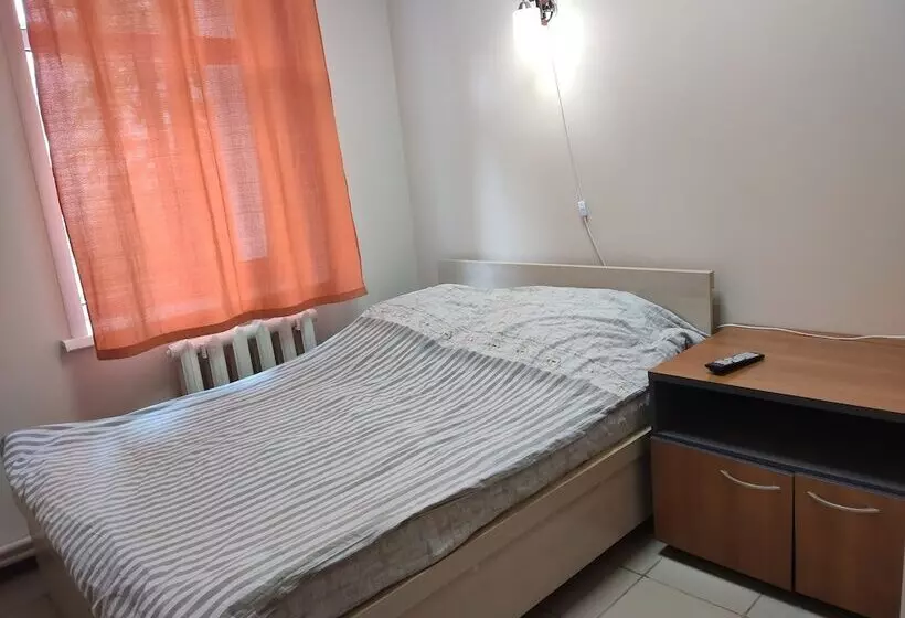 Hostel Globe