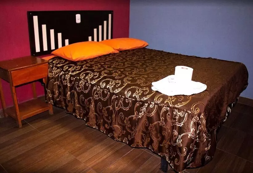 Hotelli Hospedaje Sonqo Wasi