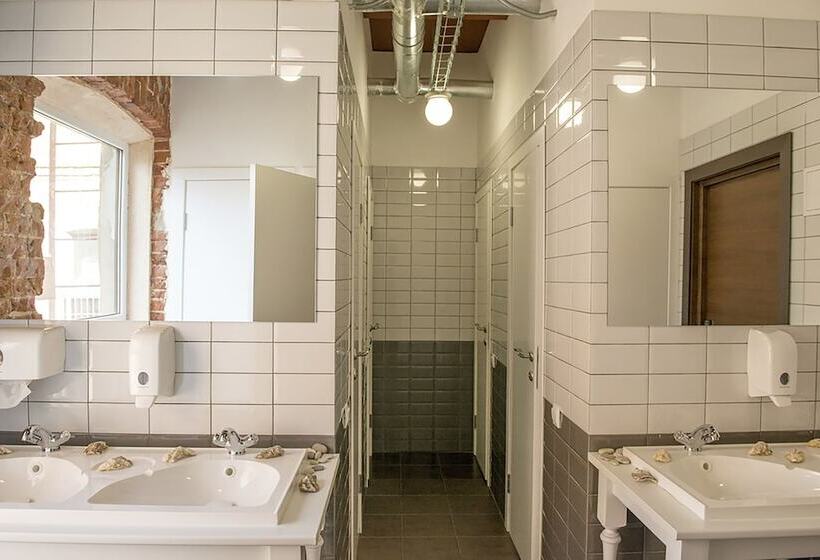 בית מלון כפרי Nabokov