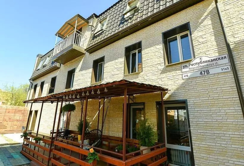 پانسیون Scandi House