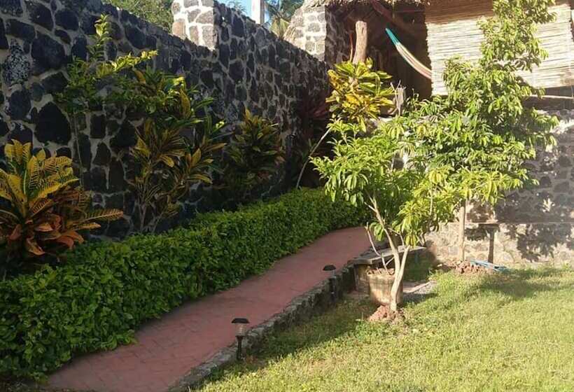 Отель Estancia De Cortés