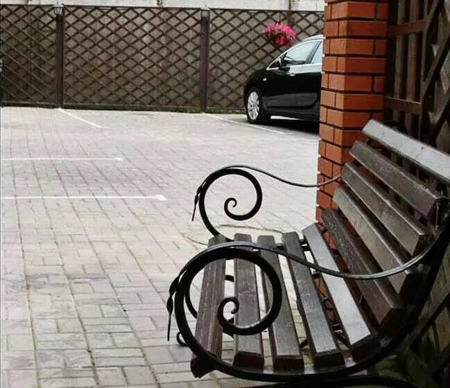 Hotelli Guest House Shishkina