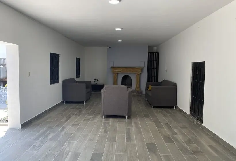 ホテル Villas De San Miguel Media Luna