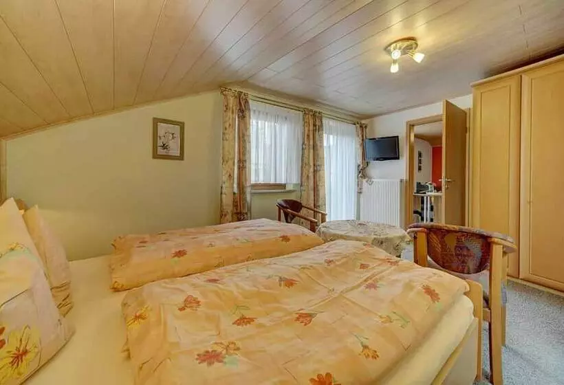 Majatalo Gästehaus Schmalzreich