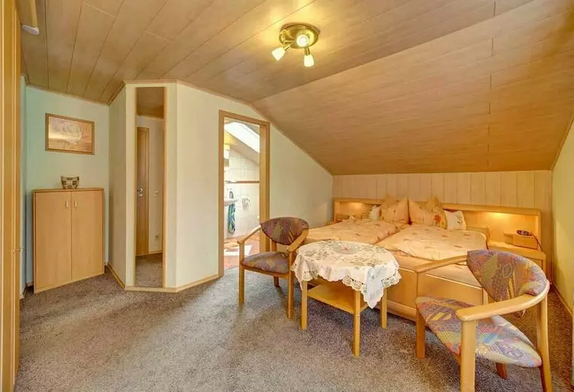 Majatalo Gästehaus Schmalzreich