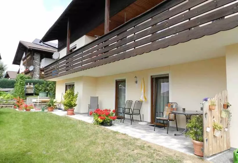 Majatalo Gästehaus Schmalzreich